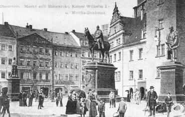 Blick aus der Bretgasse auf die ehemaligen Denkmäler am Markt.