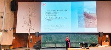 Das Bild Zeigt die Versammlung in Göttingen.