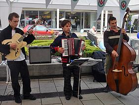 2 1MaiWVvosi