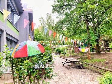Auf diesem Bild sieht man das Sommerfest.